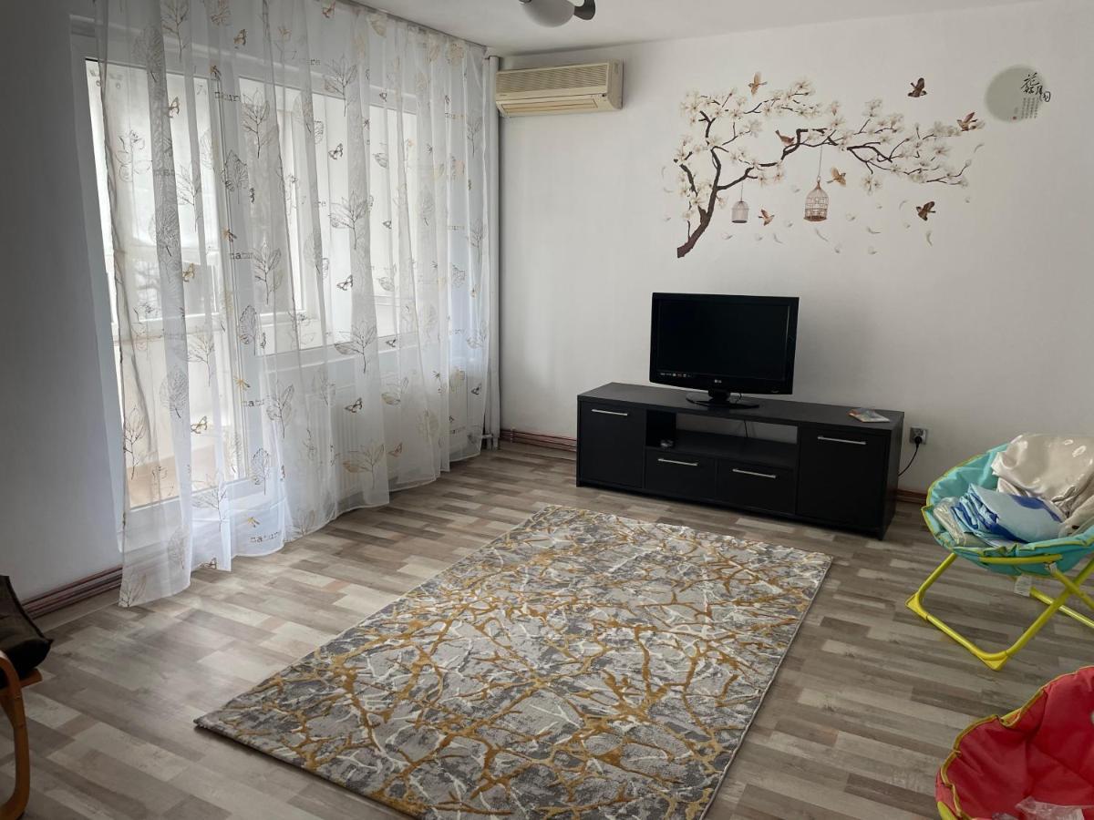Titan Parc Home Bucarest Esterno foto